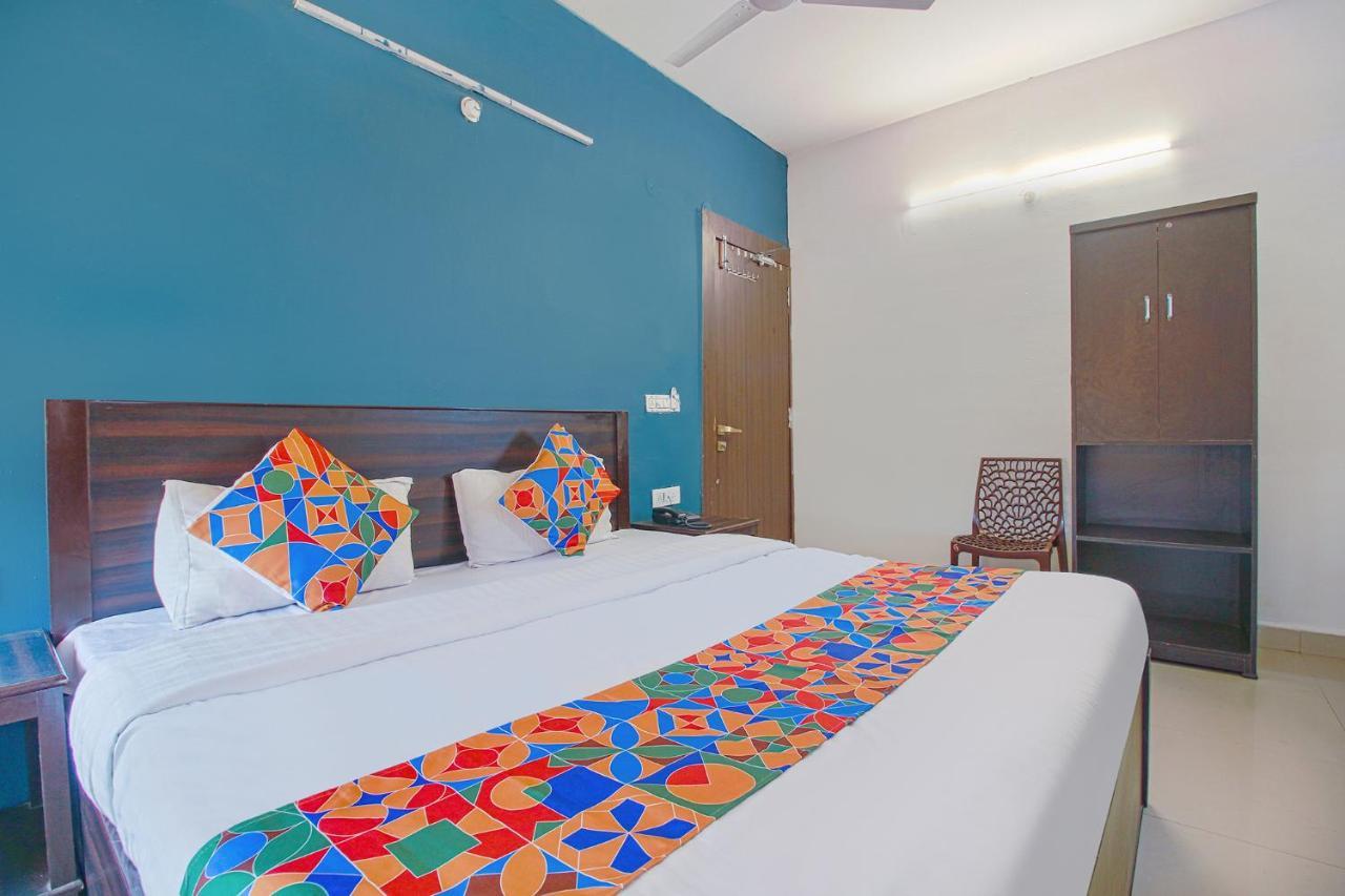 Fabexpress Saket Inn Bhopal Bagian luar foto
